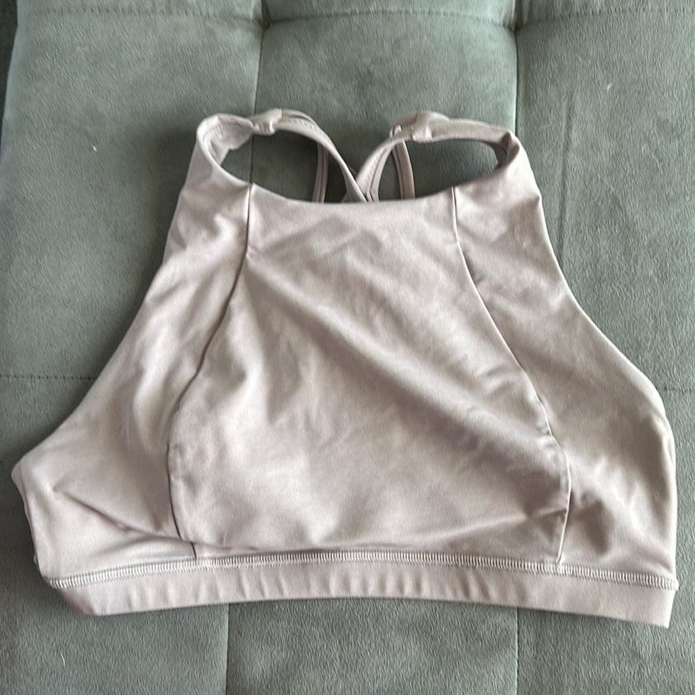 MAKE AN OFFER!! Lululemon High Neck Sports Bra